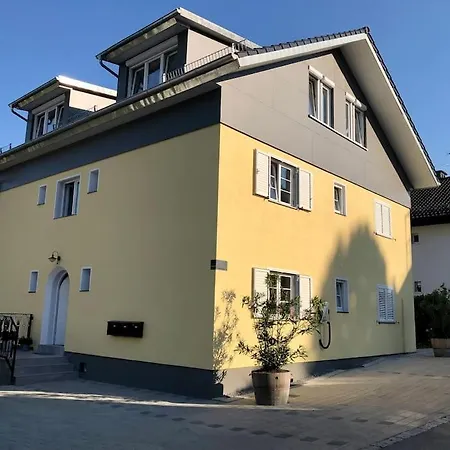 Bodenseenaehe Und Pfaenderblick Sigmarszell Exterior photo