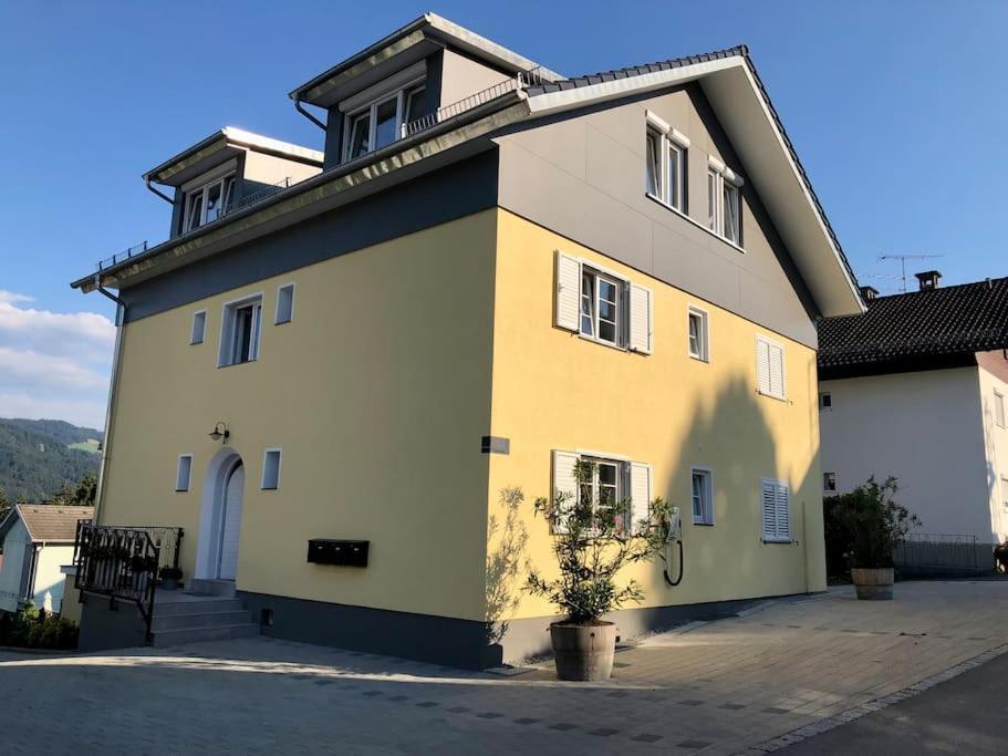 Apartment Bodenseenaehe Und Pfaenderblick